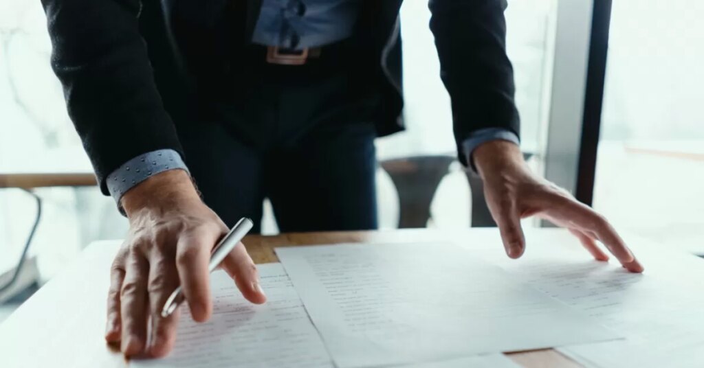 La-ce-solutii-de-business-trebuie-sa-te-gandesti-inca-din-faza-de-startup-a-afacerii-proprii.jpg